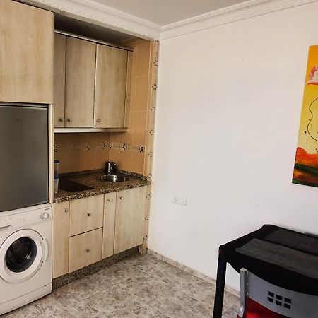 Apartamento En El Centro De Torremolinos توريمولينوس المظهر الخارجي الصورة