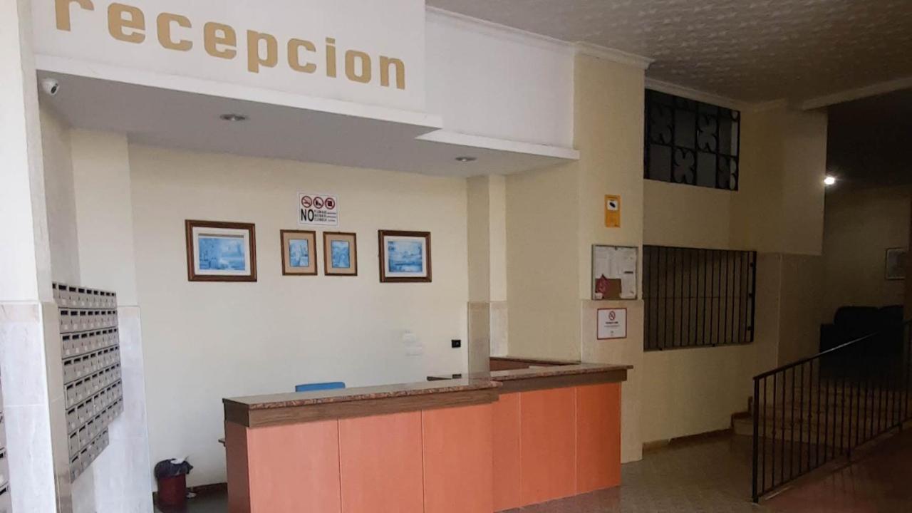 Apartamento En El Centro De Torremolinos توريمولينوس المظهر الخارجي الصورة