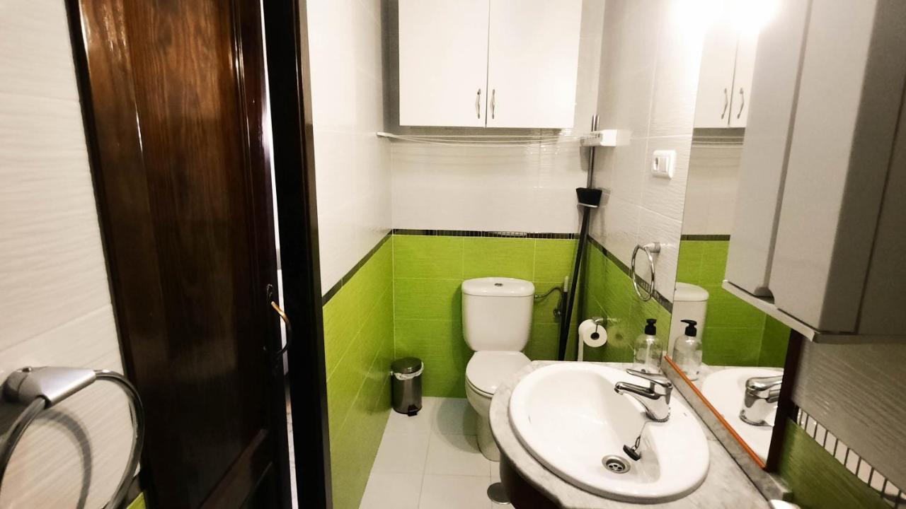Apartamento En El Centro De Torremolinos توريمولينوس المظهر الخارجي الصورة