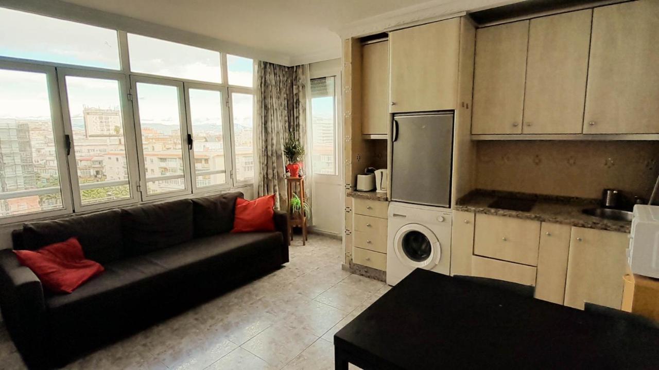 Apartamento En El Centro De Torremolinos توريمولينوس المظهر الخارجي الصورة