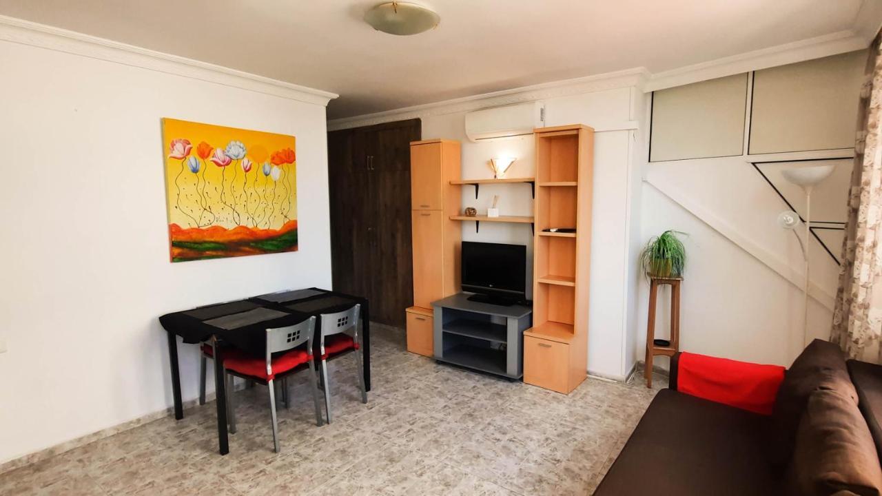 Apartamento En El Centro De Torremolinos توريمولينوس المظهر الخارجي الصورة